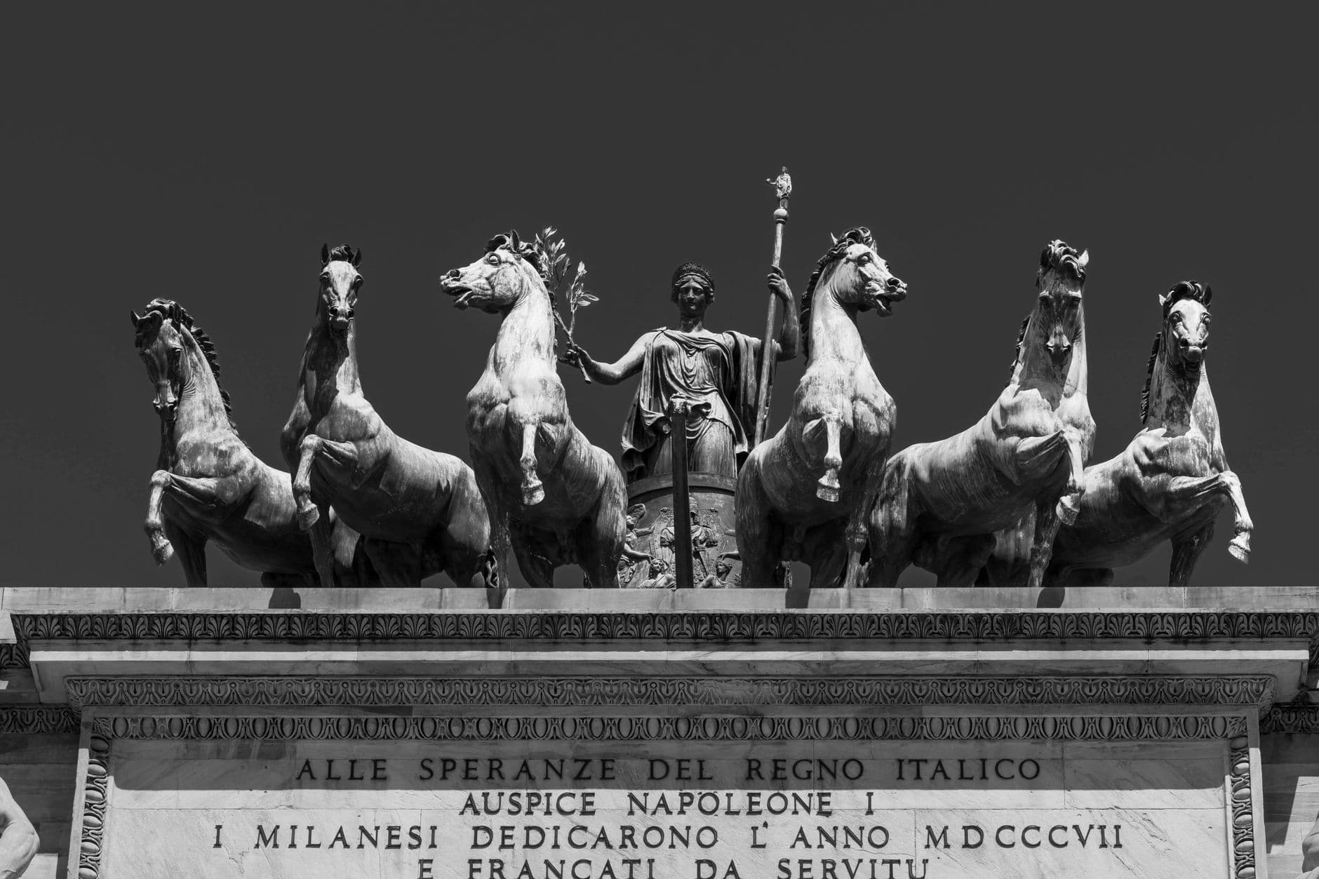 Italia e la guerra ibrida russa: le ombre sulla conformità europea