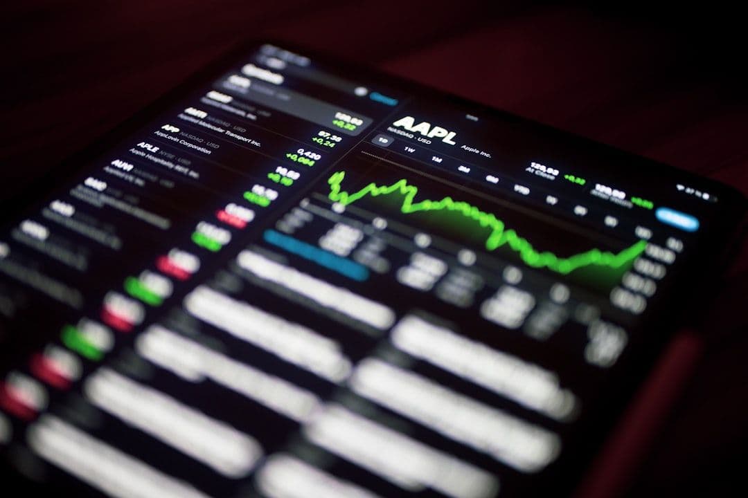 Hormuz spaventa le Borse: Europa giù, l'Asia vola sull'onda AI