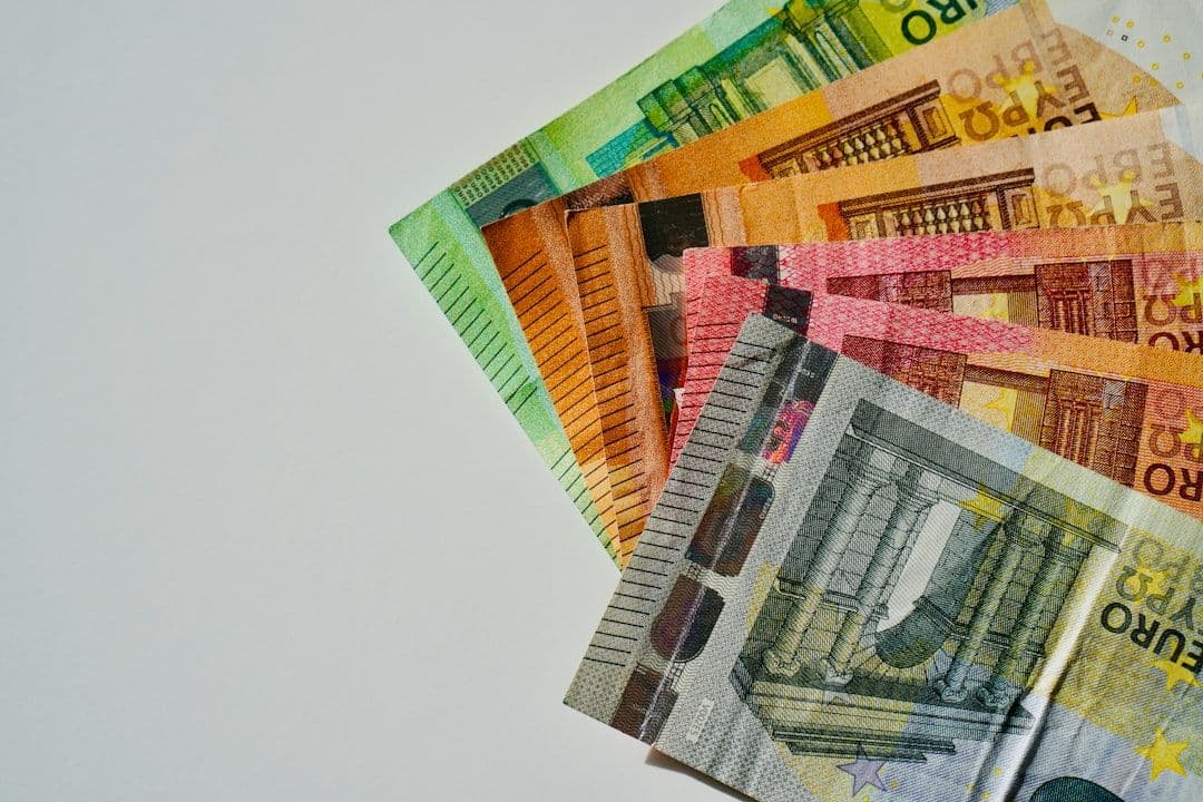 Giappone: salari su dell'1,9%, ma la spesa non decolla ancora